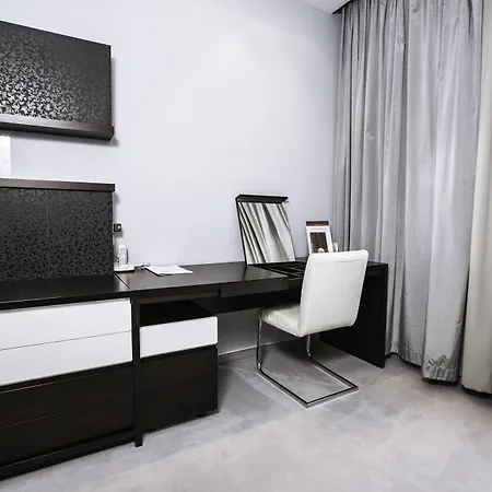 特伦钦马格努斯酒店 酒店