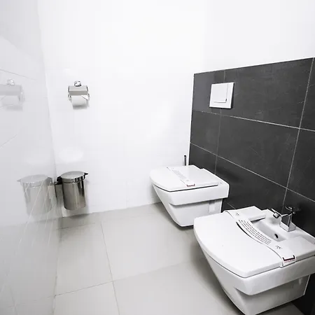 特伦钦马格努斯酒店